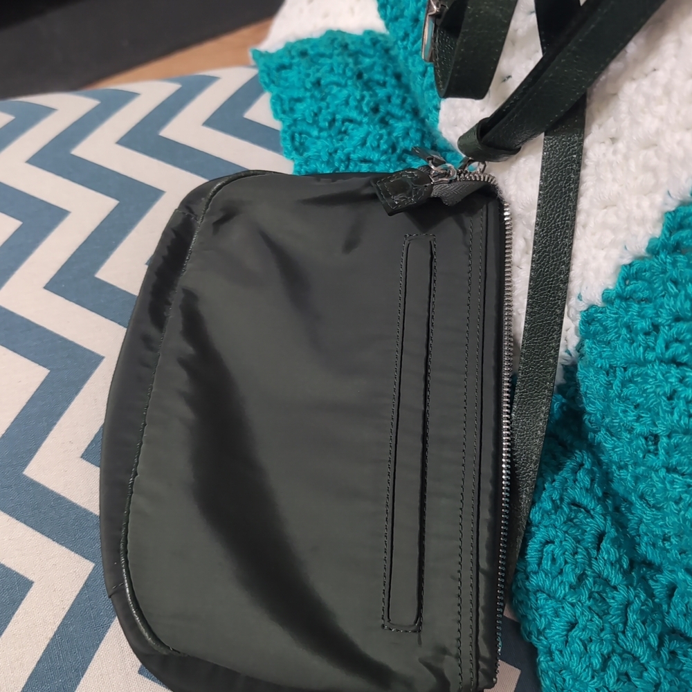 Brighton Twister Go Go Pouch Olive Green Nylon Crossbody Handbag - Picture 8 of 8